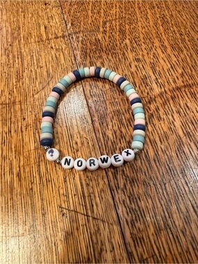Norwex Pastel Blue, Pink & Navy Beaded Stretch Bracelet